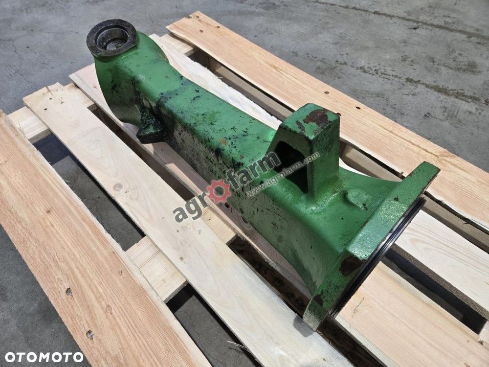 Obudowa most John Deere 6320, 6420, 6220, 6120 - 2