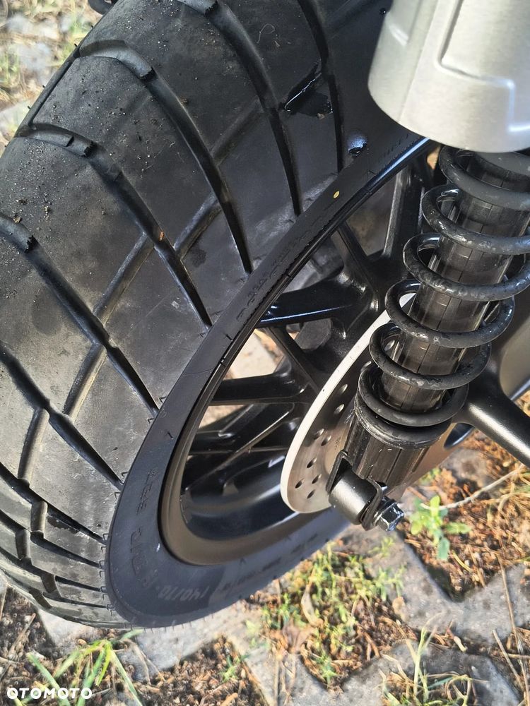 Honda X-ADV - 11