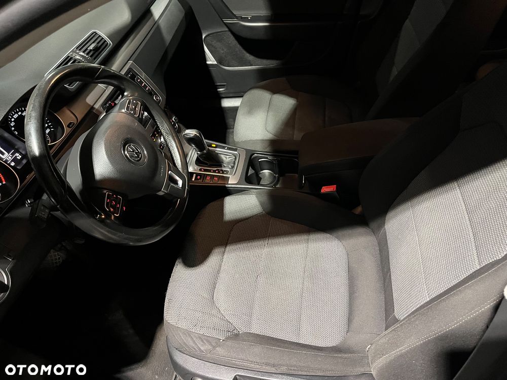 Volkswagen Passat 1.4 TSI BMT Comfortline DSG - 15