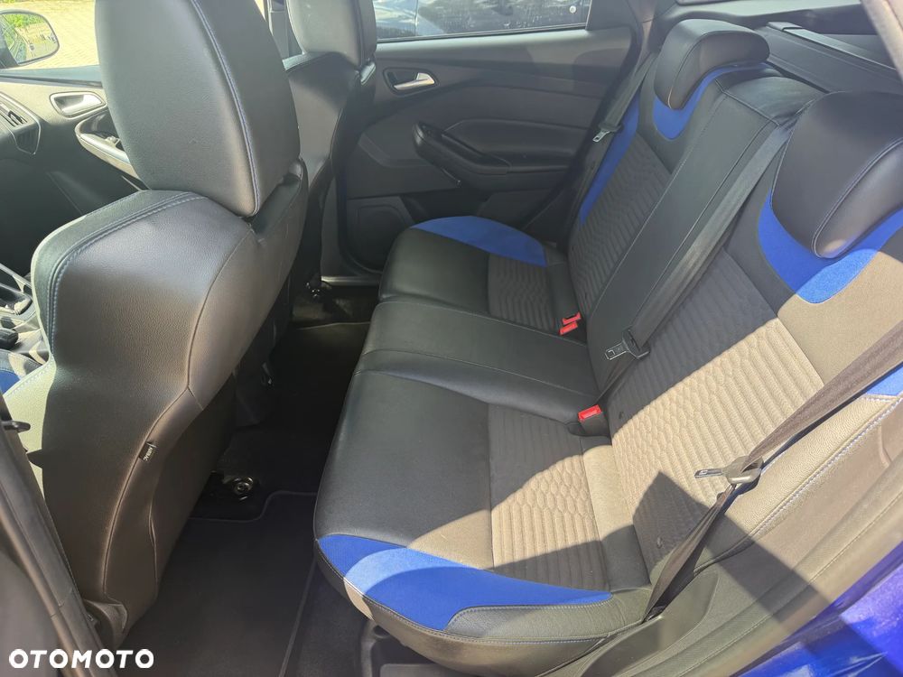 Ford Focus 2.0 EcoBoost ST mit Leder-Sport-Paket - 10