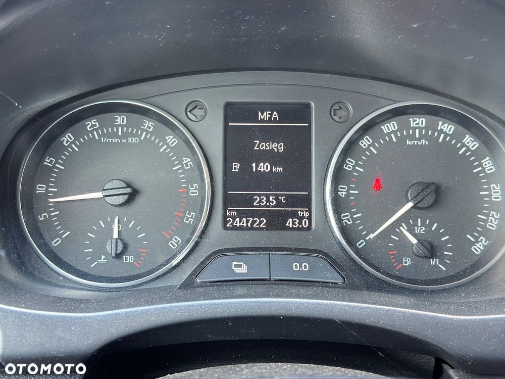 Skoda Fabia 1.6 TDI DPF Active Plus - 9