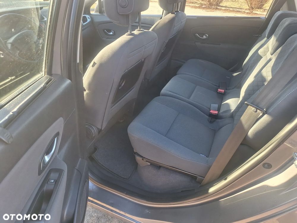 Renault Scenic 1.6 16V 110 Expression - 12