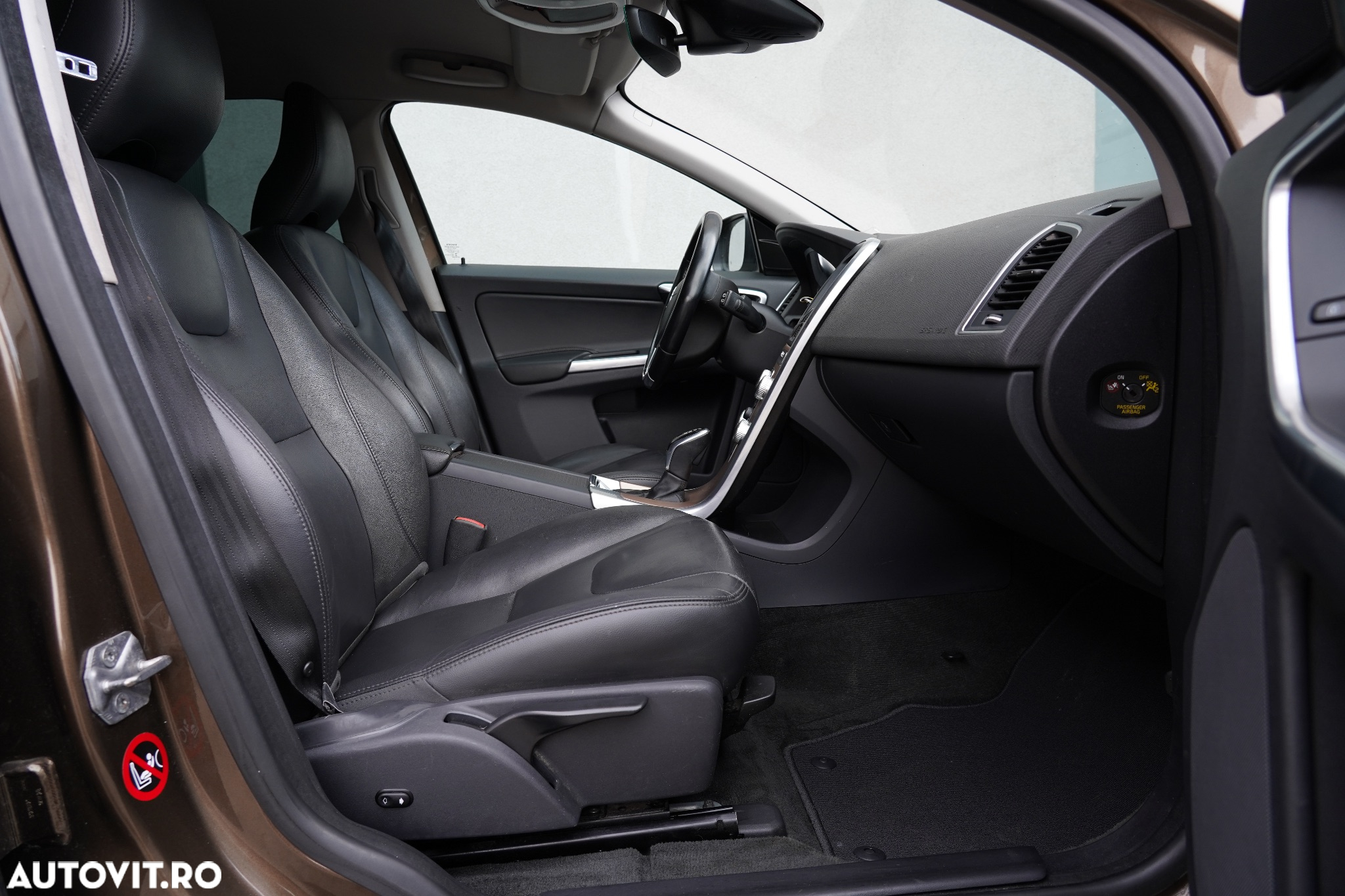 Volvo XC 60 D5 AWD Aut. Summum - 13