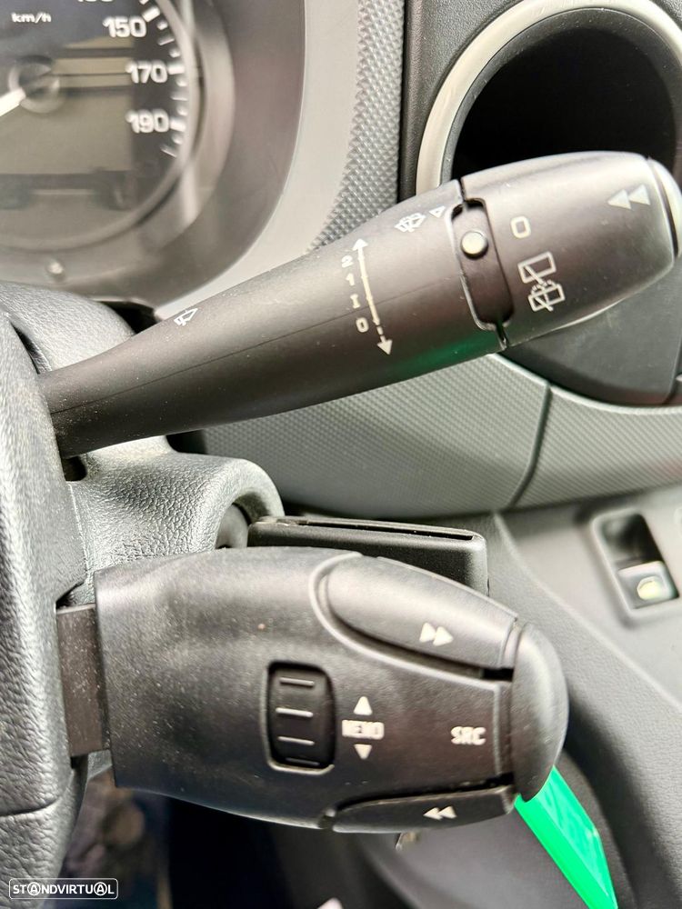 Peugeot 1.6 PARTNER - 19