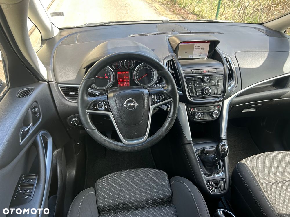 Opel Zafira Tourer 1.4 Turbo Style - 30
