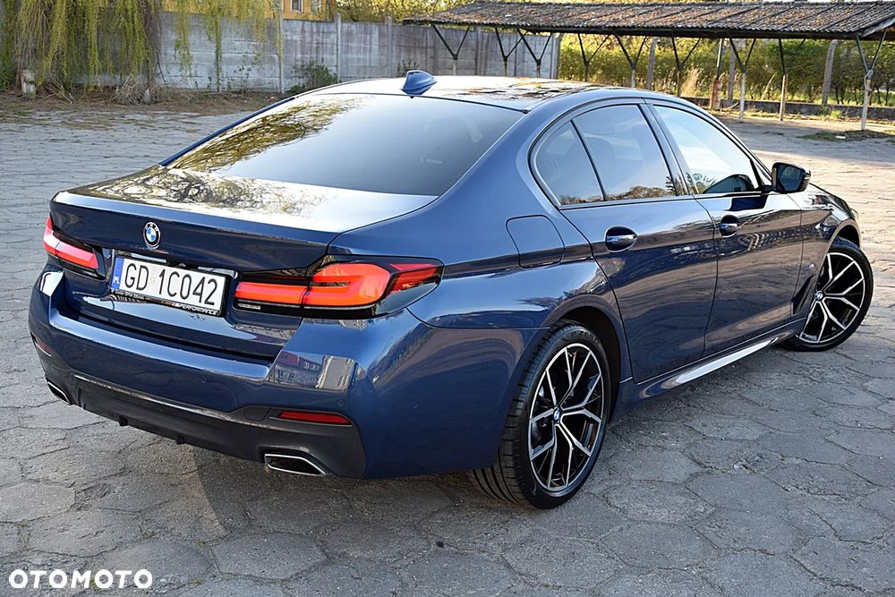 BMW Seria 5 520d MHEV - 2
