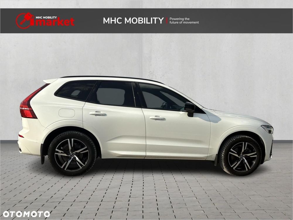 Volvo XC 60 T6 Plug-In Hybrid AWD Plus Dark - 6