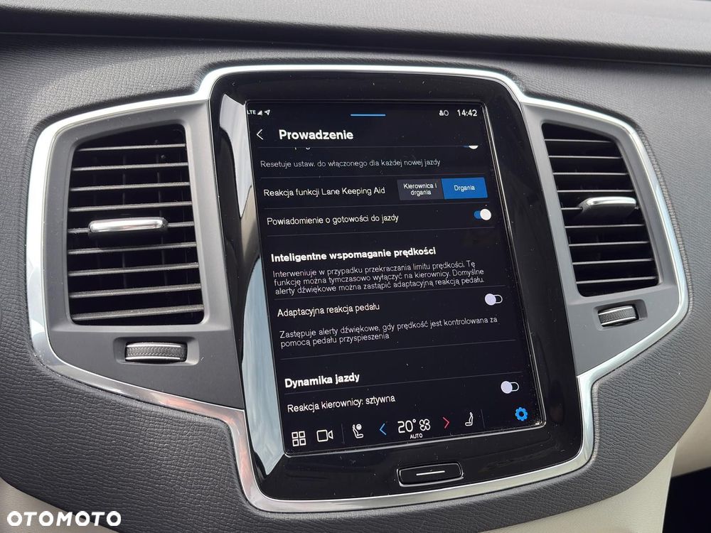 Volvo XC 90 - 29