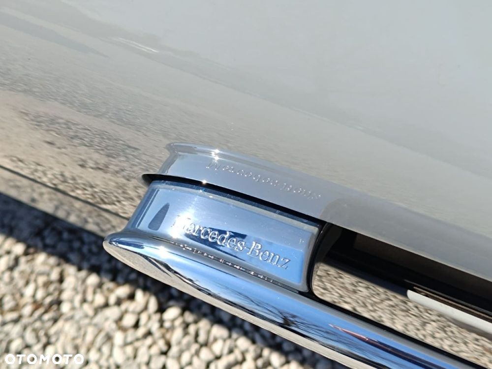 Mercedes-Benz SL - 36