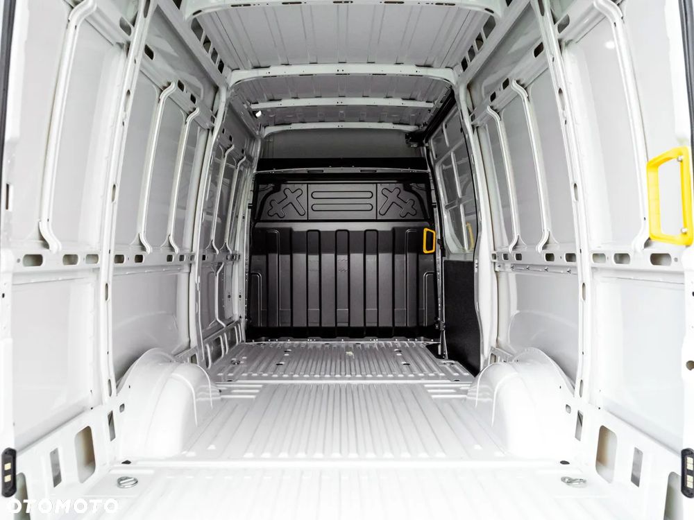 Iveco Daily 35S18HV 3.0 12m3 - 10