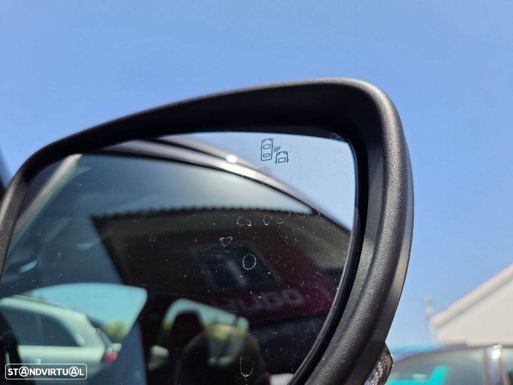 Nissan Leaf N-Connecta Two Tone - 12