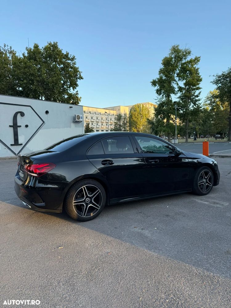 Mercedes-Benz A ver-180-d-7g--dct-amg-line - 4