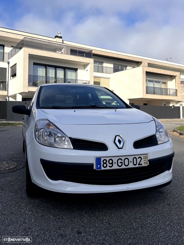 Renault Clio 2008 photo 3