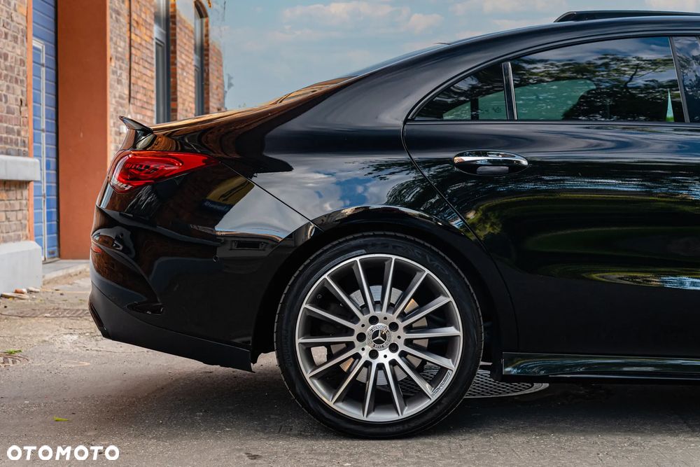 Mercedes-Benz CLA 250 4-Matic AMG Line 7G-DCT - 15