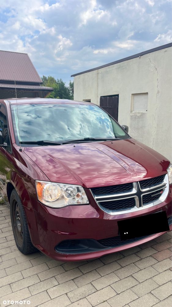 Dodge Caravan - 1