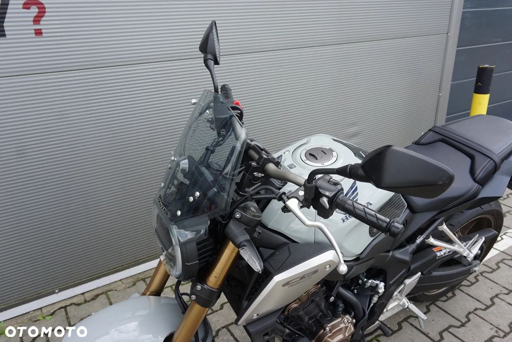 Honda CB - 18