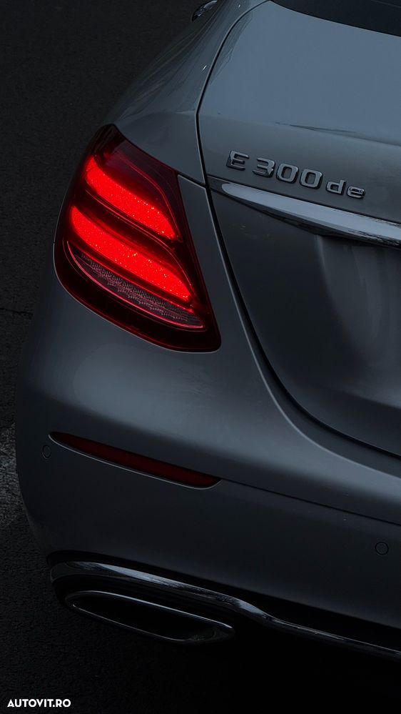 Mercedes-Benz E 300 - 23