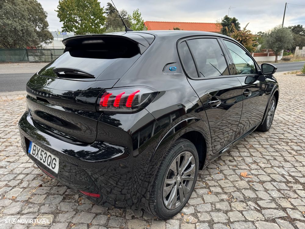 Peugeot e-208 50 kWh Allure - 6