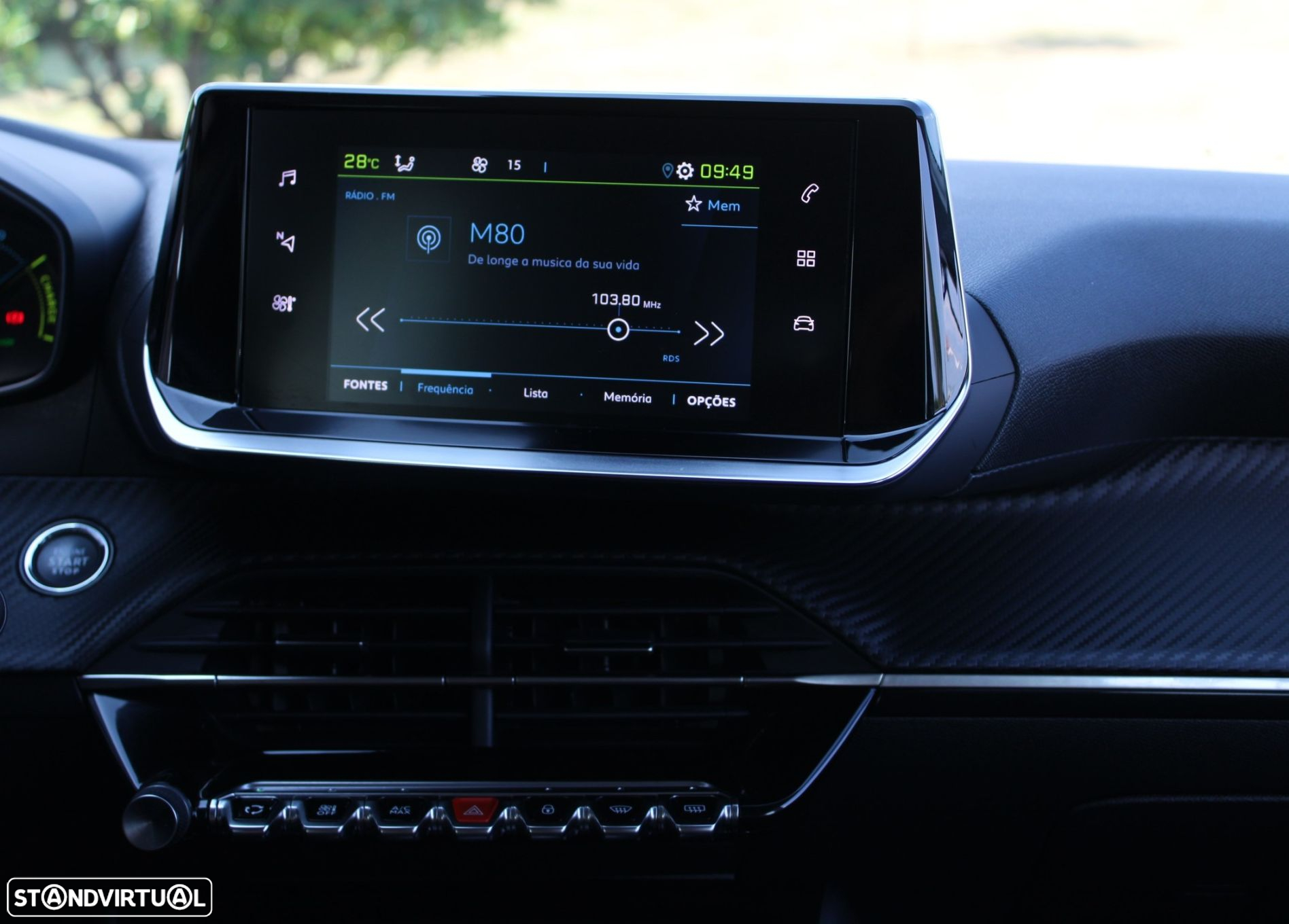Peugeot e-208 50 kWh Active Pack - 32