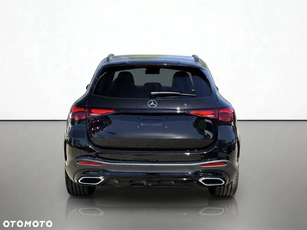 Mercedes-Benz GLC - 7