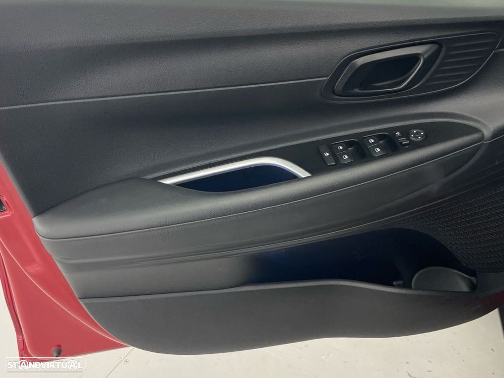 Hyundai Bayon 1.0 T-GDI Premium - 17