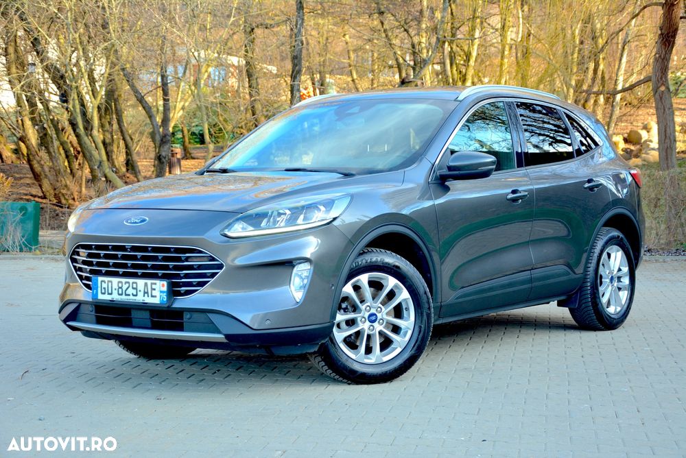 Ford Kuga 2.5 Duratec FHEV TITANIUM - 1