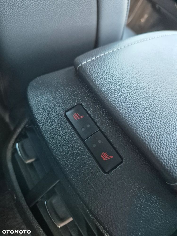 Ford Mondeo 2.0 TDCi STart-Stopp Titanium - 26