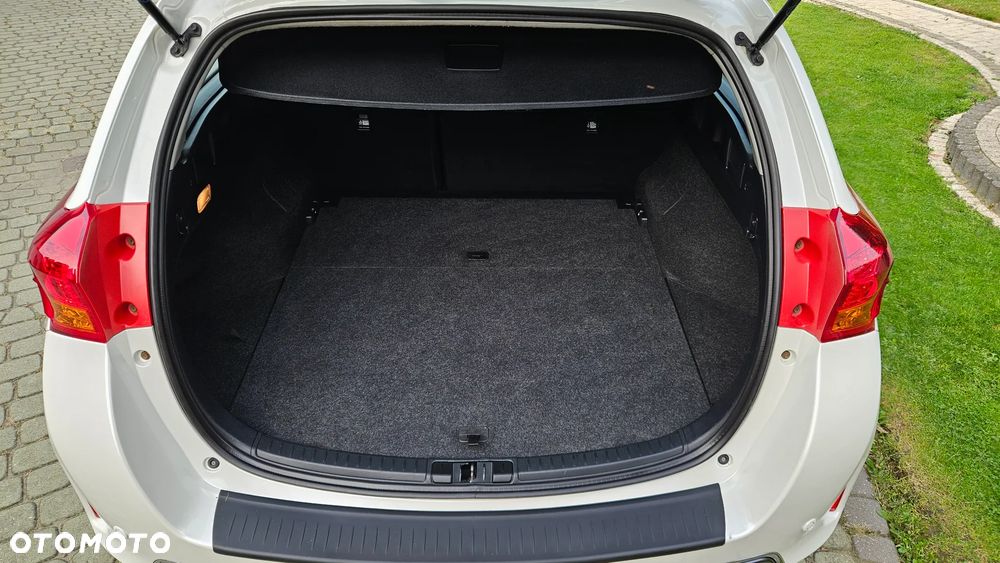 Toyota Auris - 30