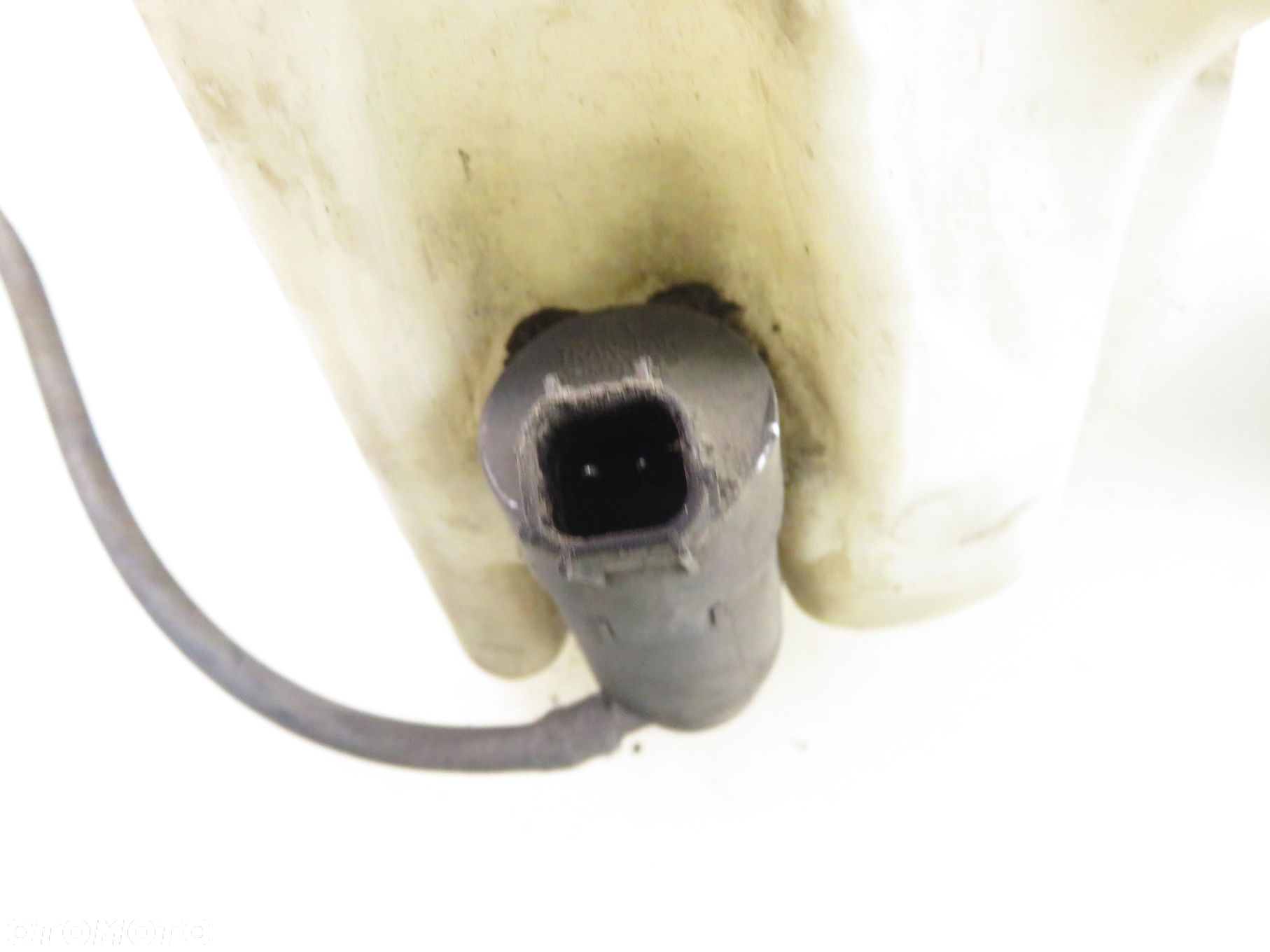 ZBIORNICZEK SPRYSKIWACZY FORD MONDEO IV (BA7) 6G9112A659AB - 11