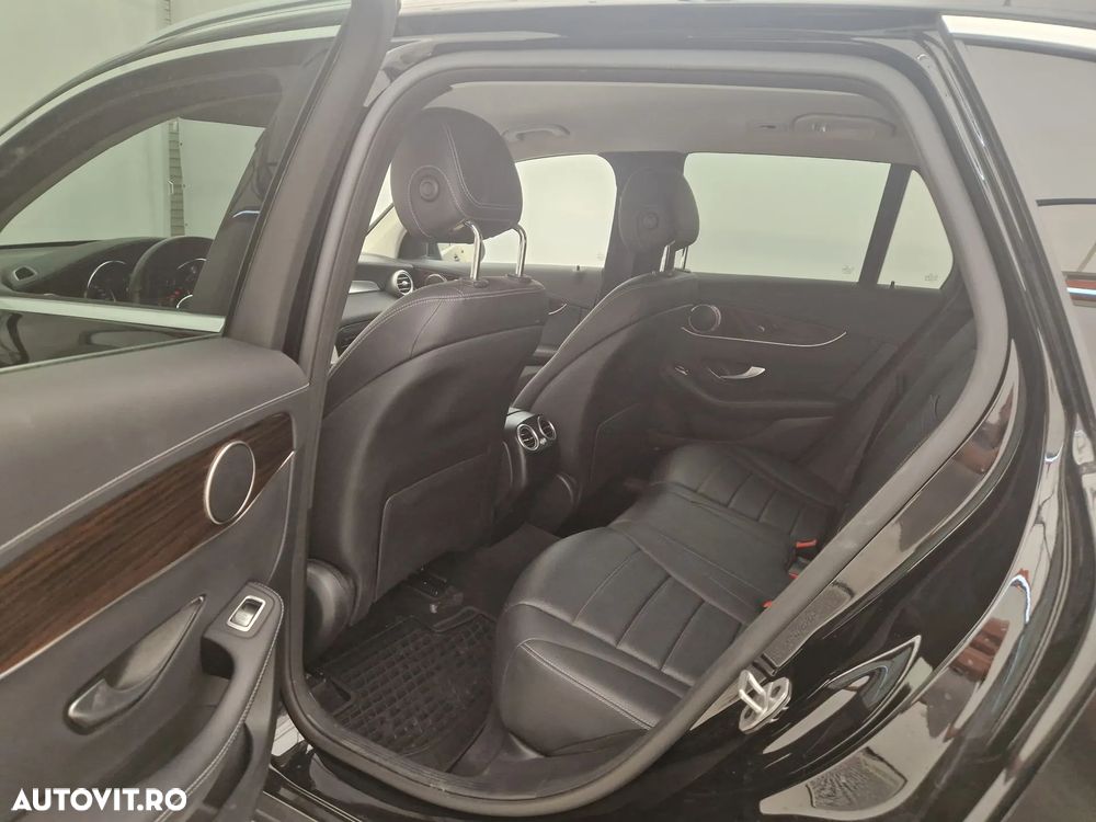 Mercedes-Benz GLC - 6