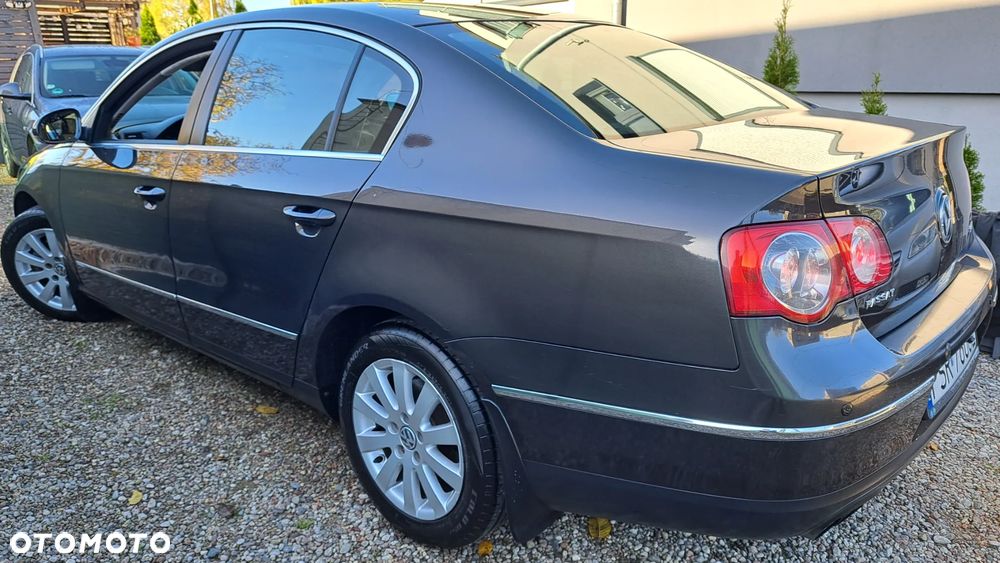 Volkswagen Passat 2.0 TDI DPF Highline - 3