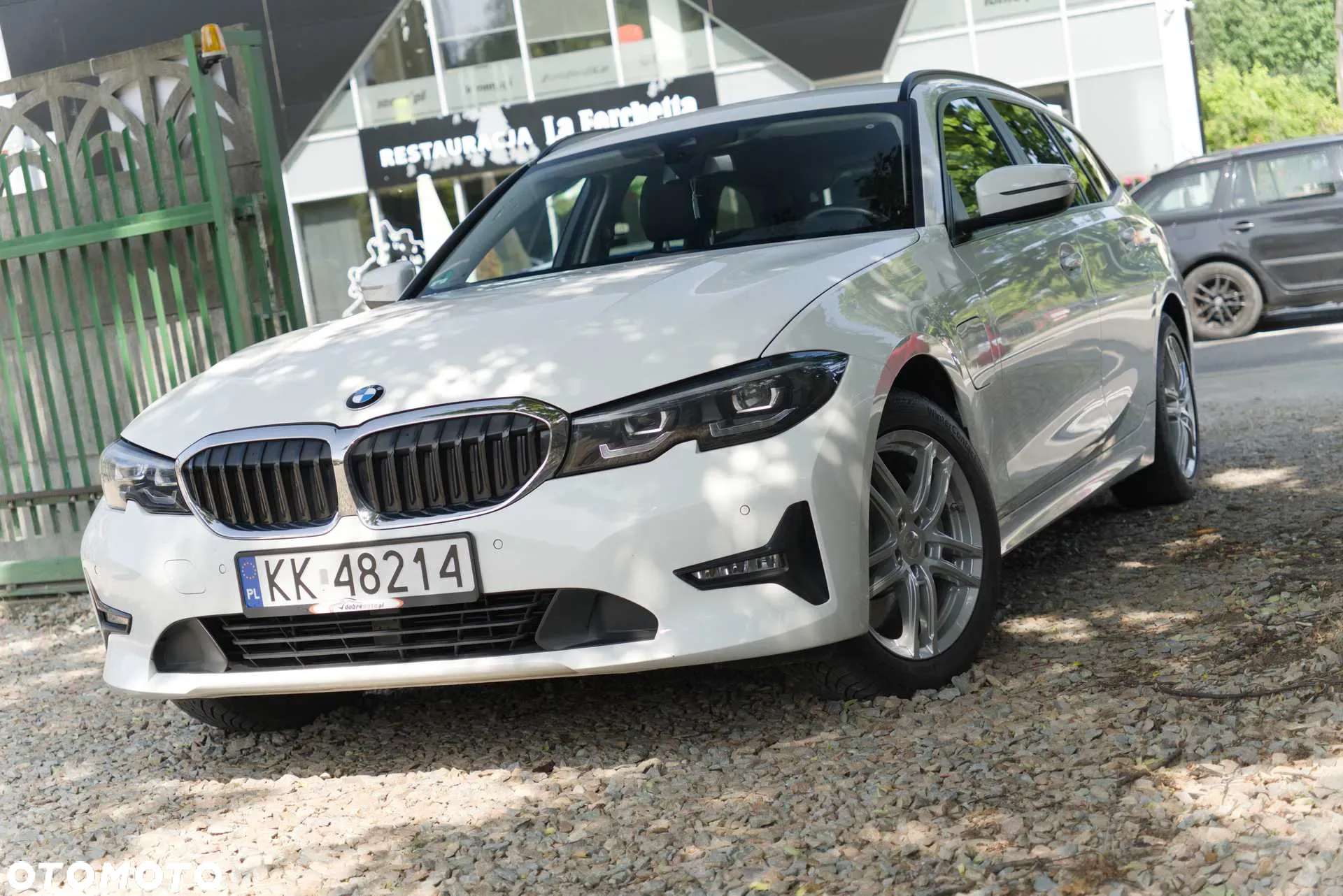 BMW Seria 3 330e PHEV - 2