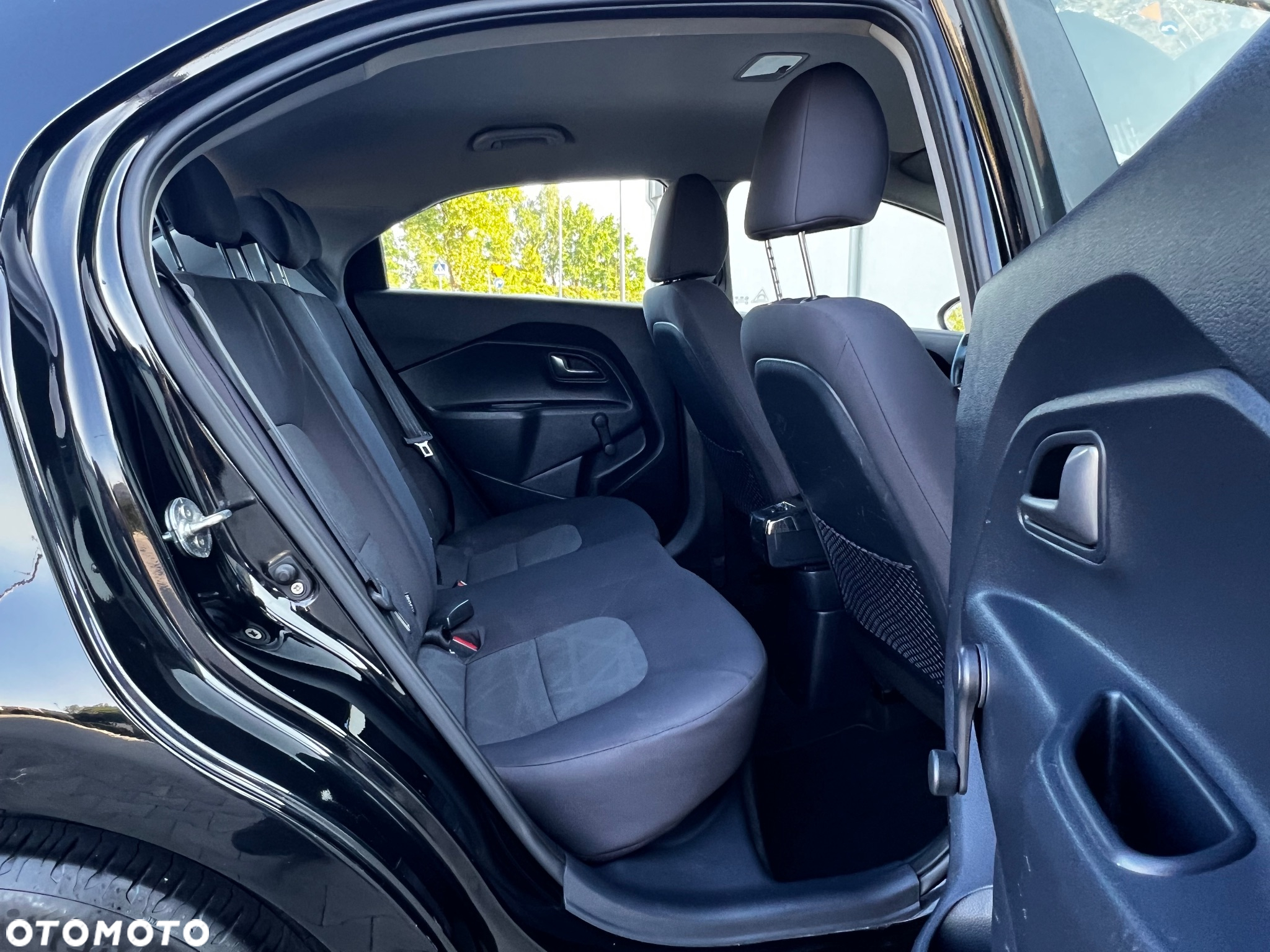 Kia Rio 1.2 Business Line - 9