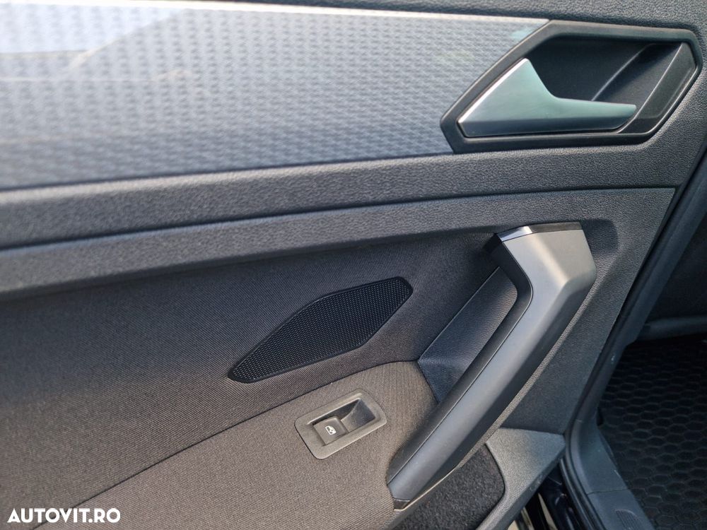 Volkswagen Tiguan - 21