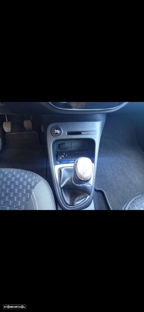 Renault Captur 1.5 dCi Exclusive - 16