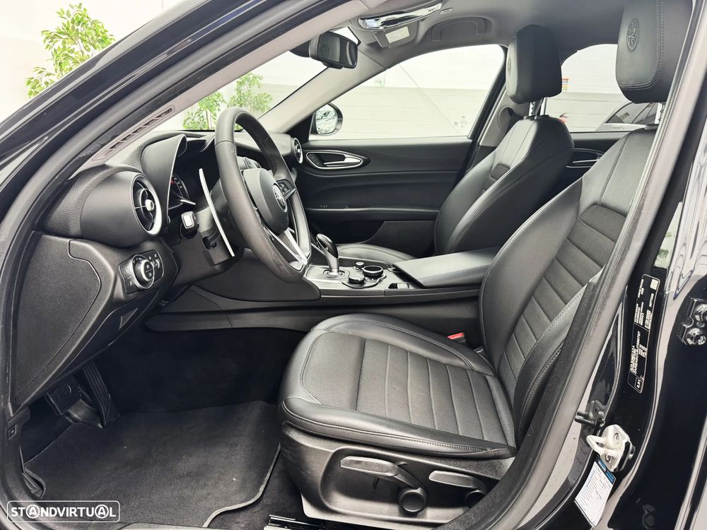 Alfa Romeo Giulia 2.2 D Super AT8 - 15