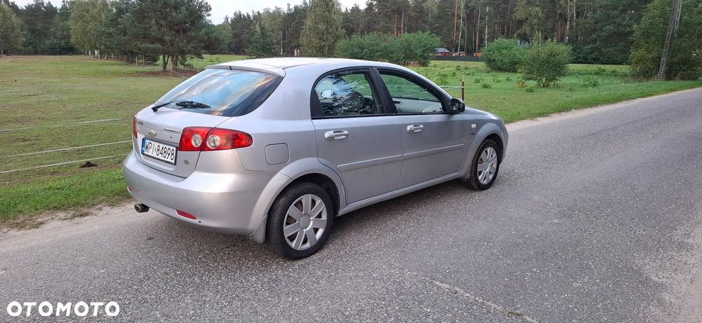 Chevrolet Lacetti - 2