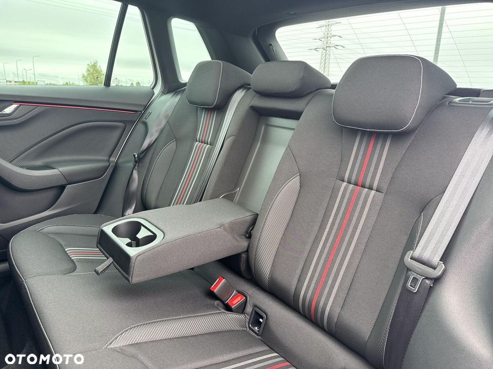 Skoda Kamiq 1.0 TSI Monte Carlo DSG - 29