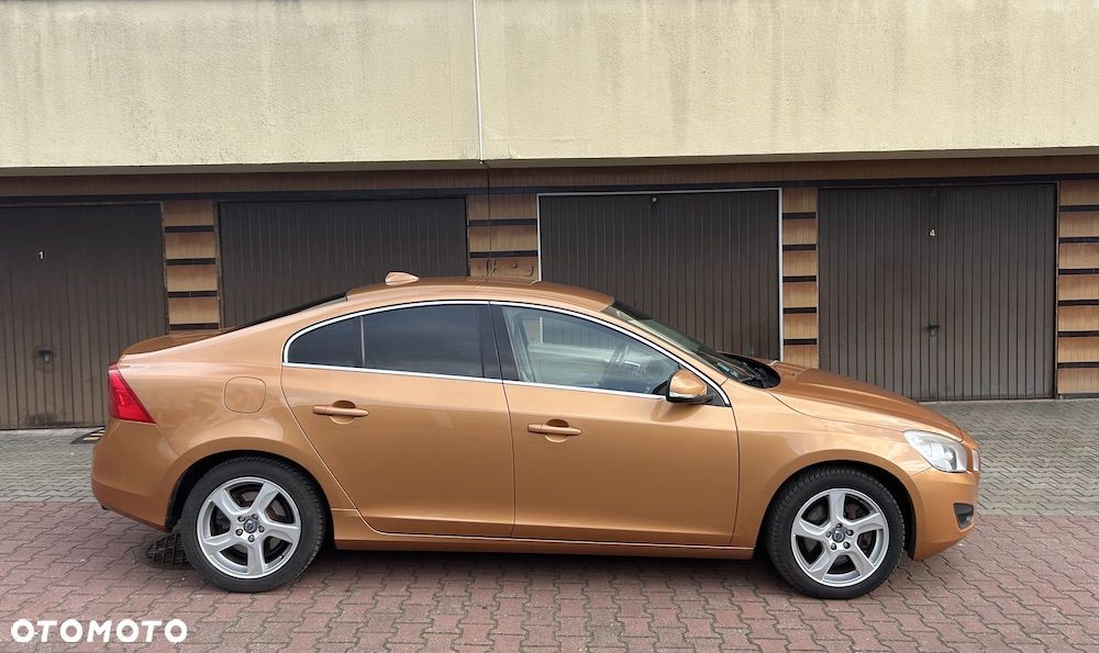 Volvo S60 - 19