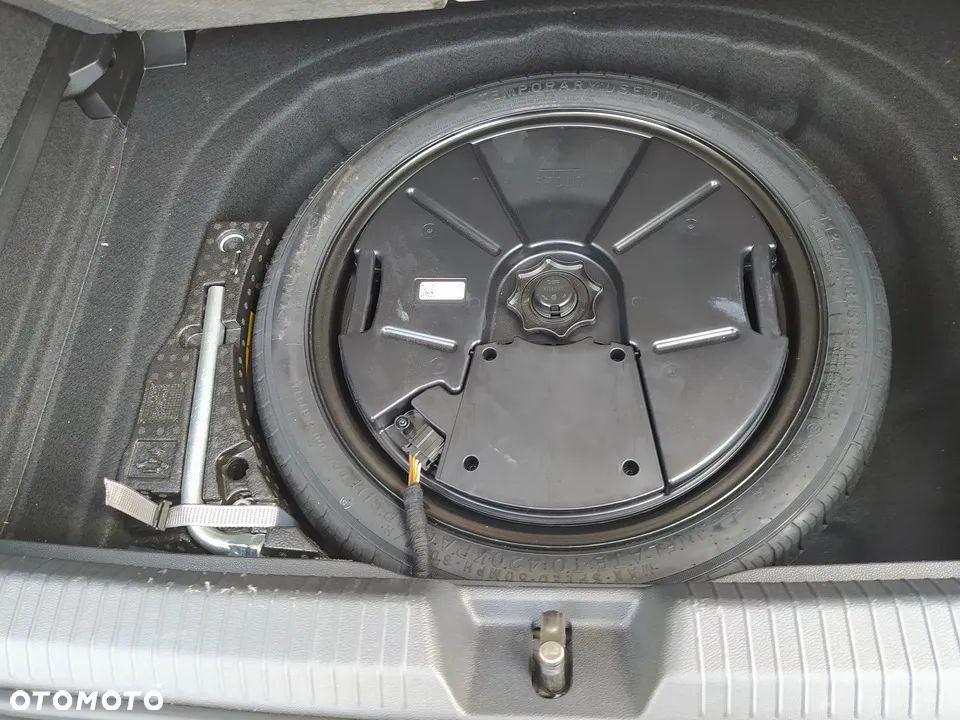 Volkswagen Golf - 18