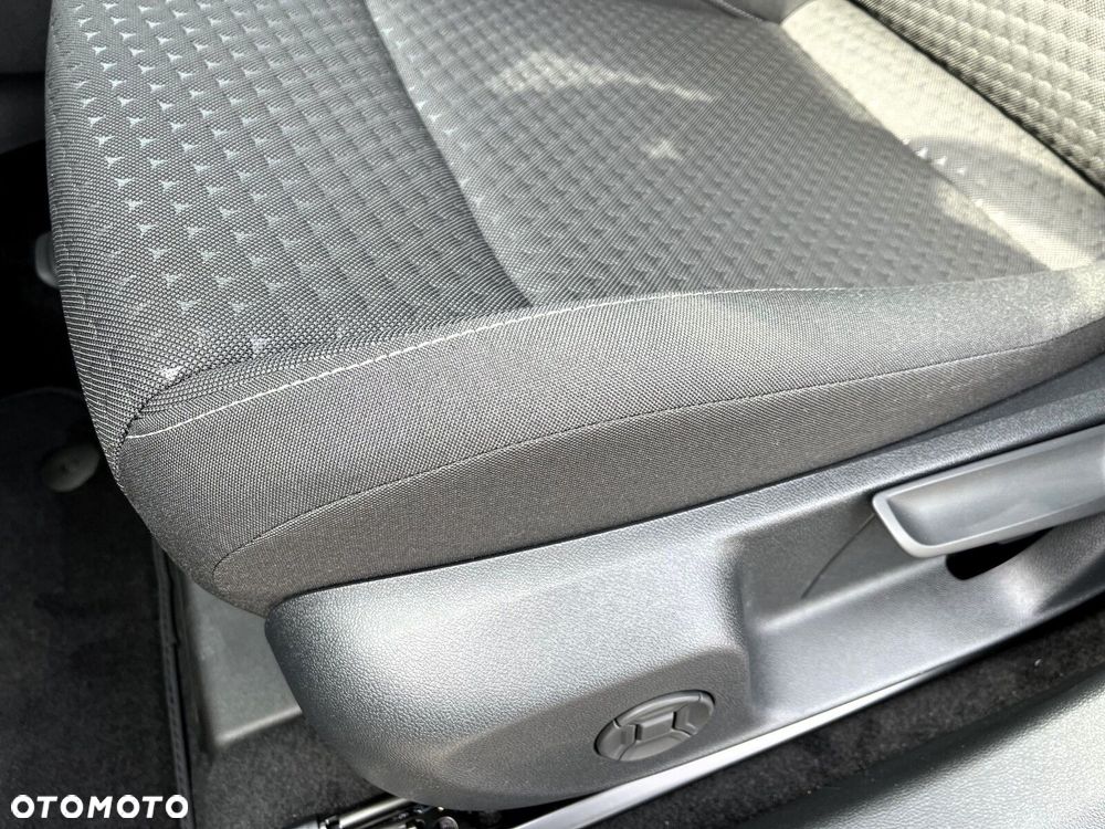 Volkswagen T-Roc 1.5 eTSI Life DSG - 11