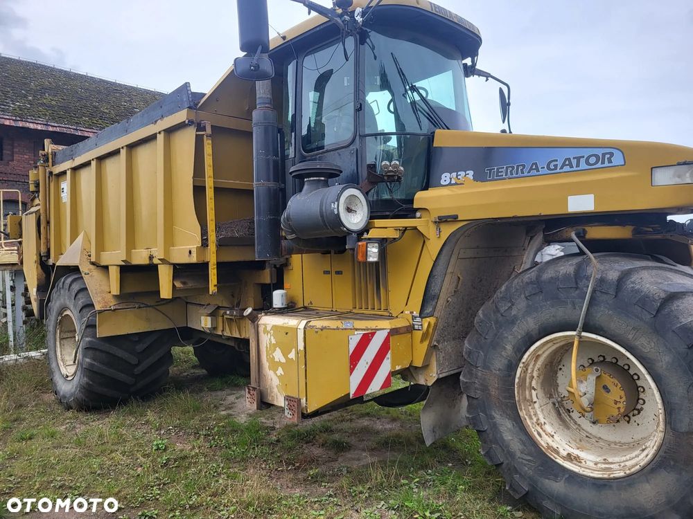 Challenger TerraGator 8133 - 2