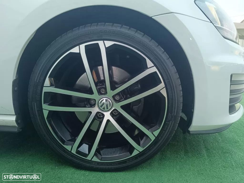 VW Golf 2.0 TDI GTD - 14