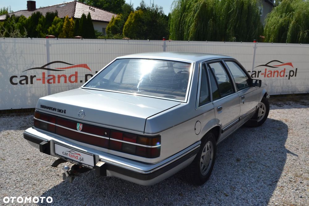 Opel Senator 3.0i CD - 12