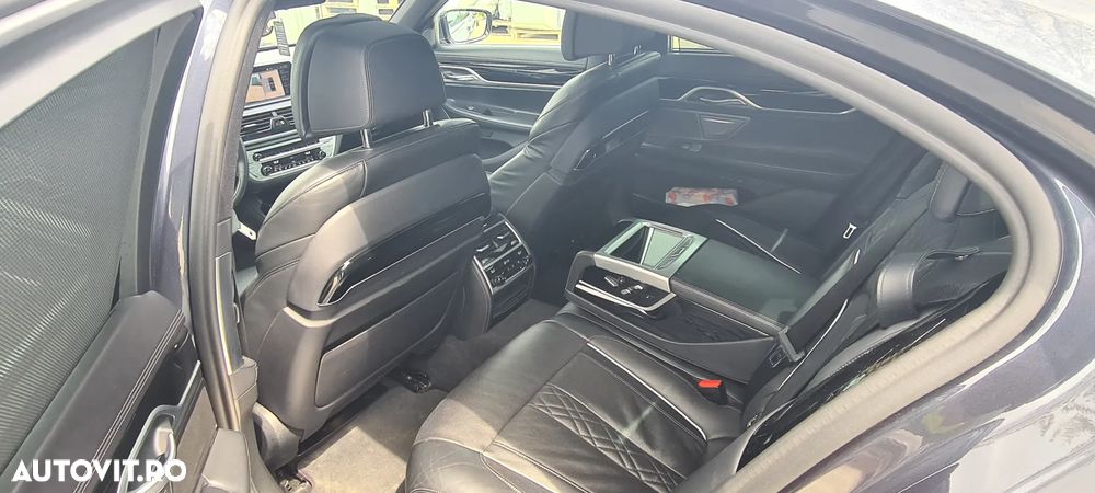 BMW Seria 7 730d xDrive - 7