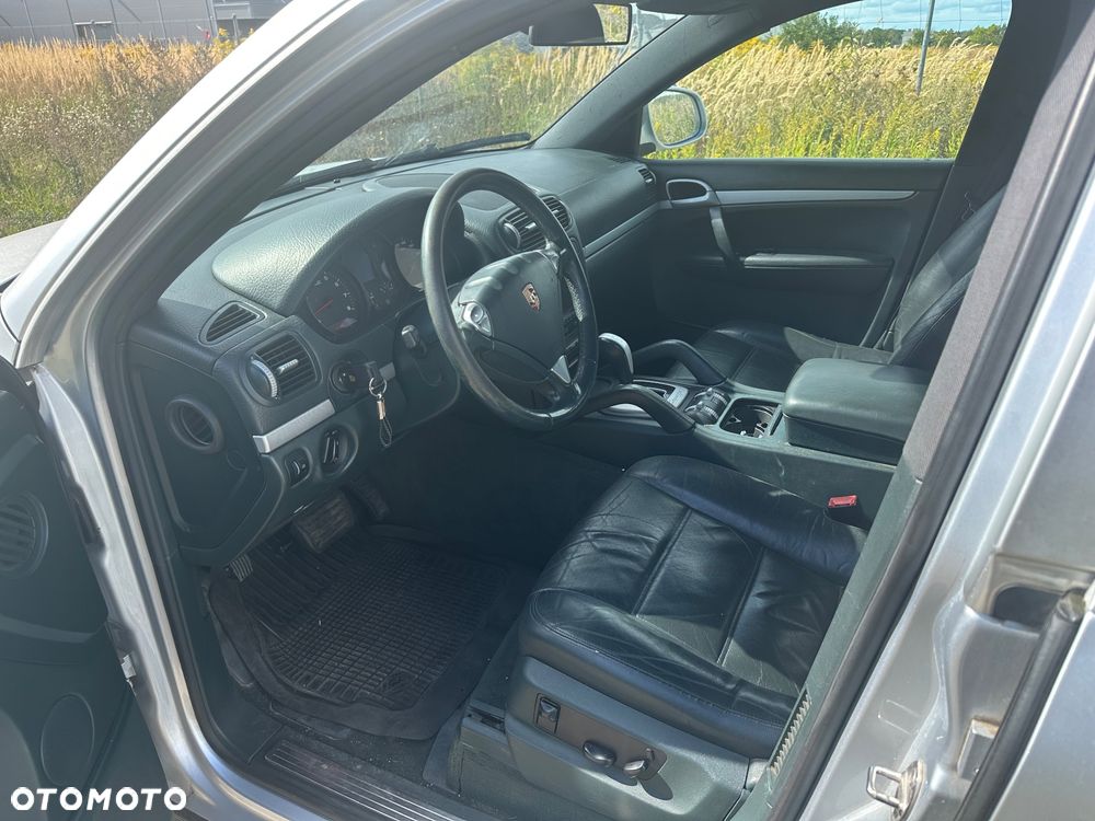 Porsche Cayenne Tiptronic S - 5