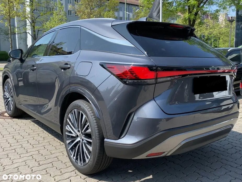 Lexus RX - 4