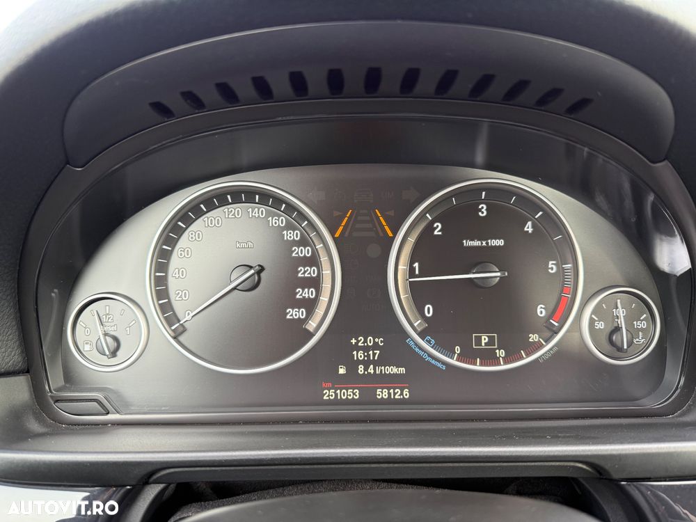 BMW Seria 5 525d Aut. - 7