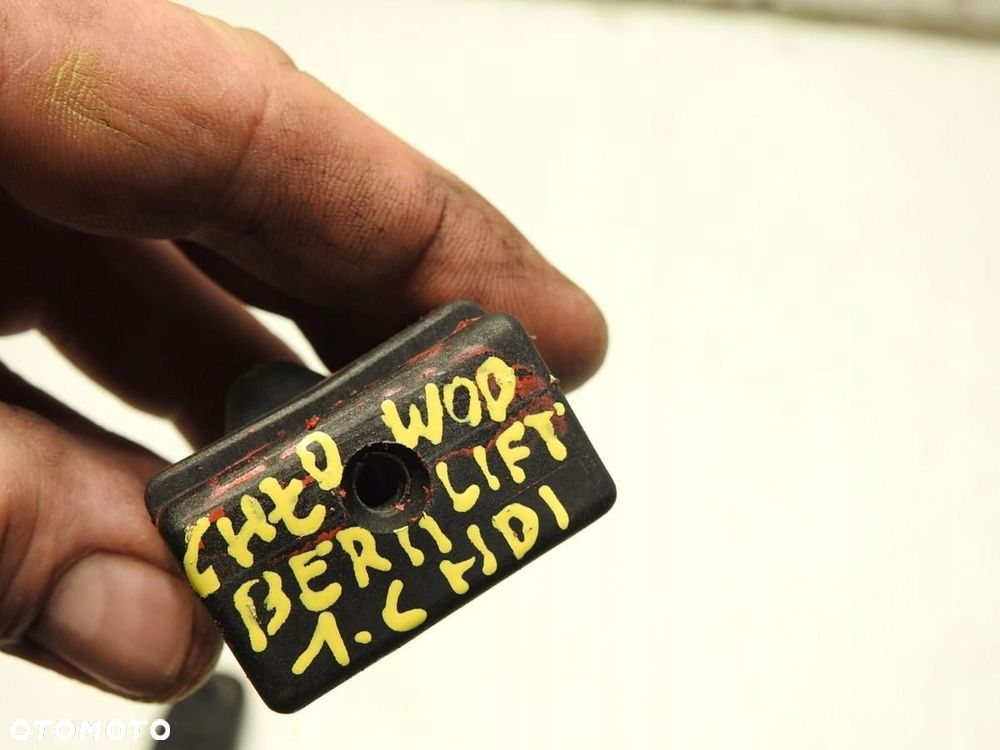 UCHWYT MOCOWANIE CHŁODNICY CITROEN BERLINGO II - 2