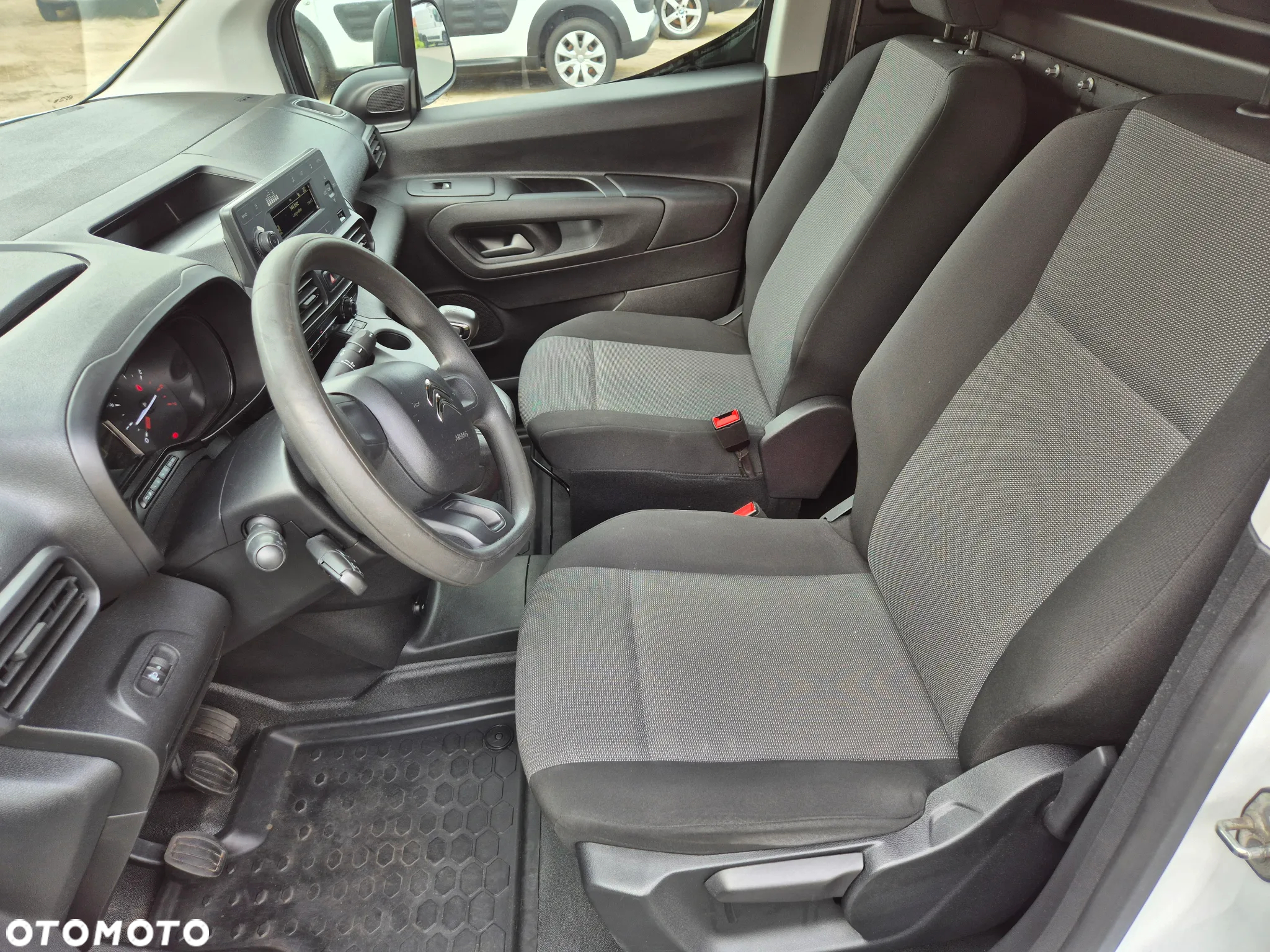 Citroën Berlingo XL BlueHDi 130 FEEL PACK - 5